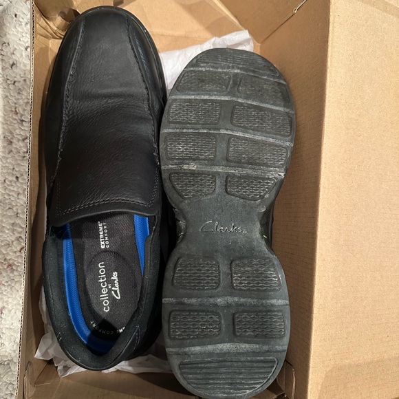 Collection by Clark’s men’s Bradley step black leather non slip shoes size 10 - Picture 3 of 3